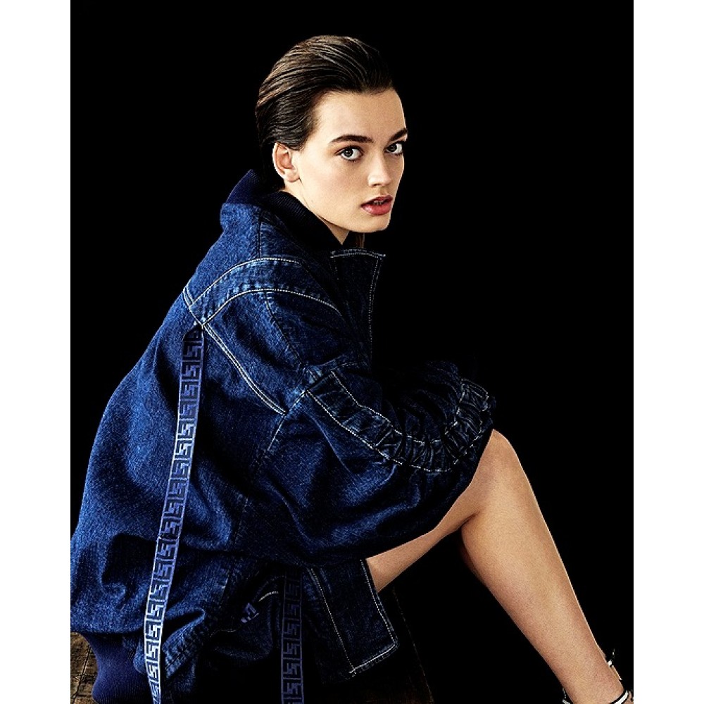 emma-mackey-stylish-blue-denim-jacket